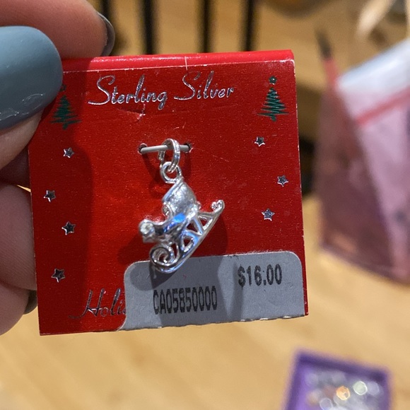 Holiday Charms - Picture 4 of 6